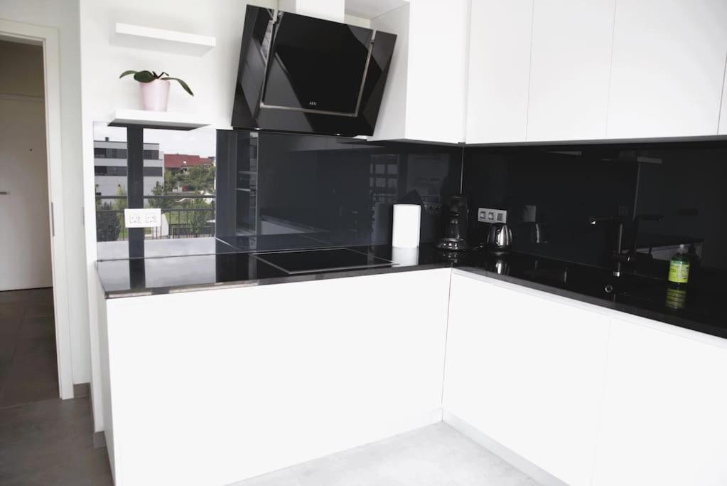 Alzingen Charming Modern 2 Bedroom Apartment מראה חיצוני תמונה